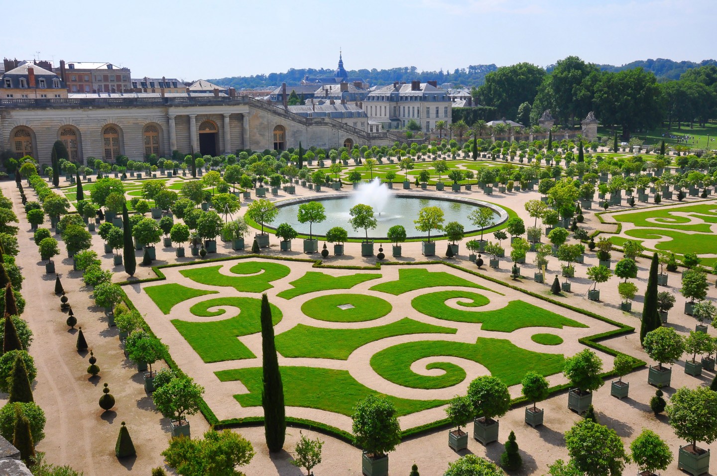 Arielles Chateau Versailles in Paris, France