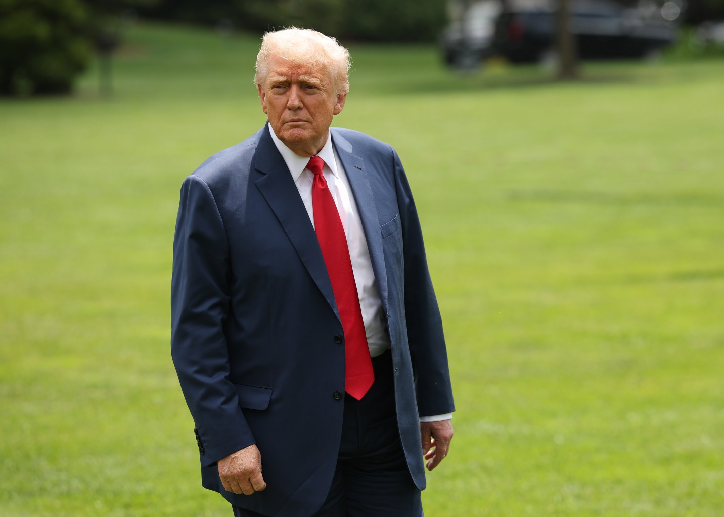 Trump blocks California’s first-in-the-nation ban on sales of gas-powered cars amid clash with governor over LA protests