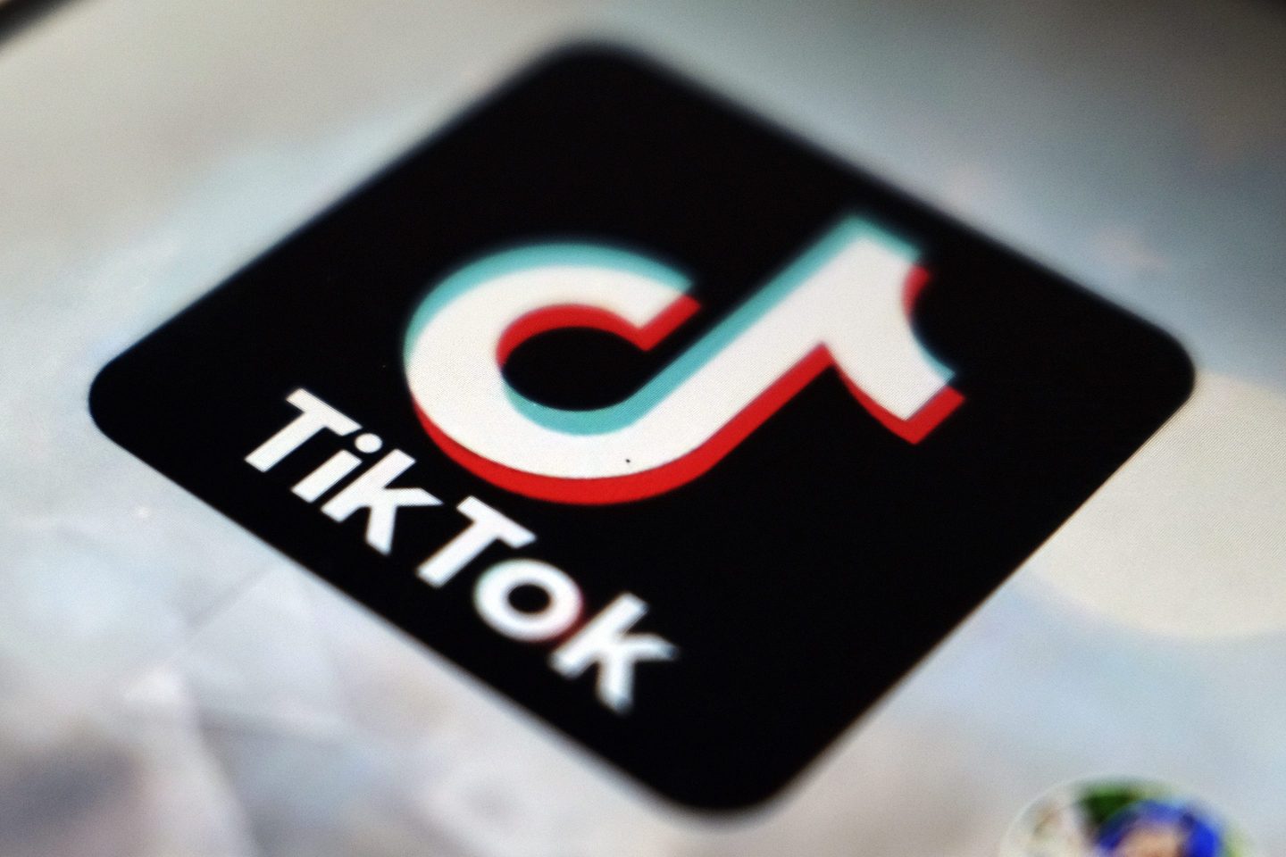 U.S. would control TikTok’s board and algorithm under emerging deal with China, White House says